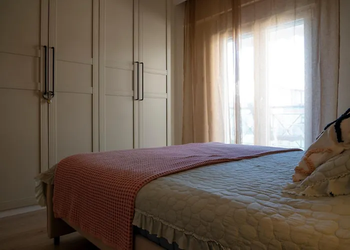 Sirmar Seaview Apartment